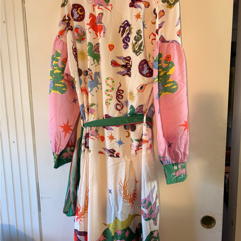 Colorful Patterned Dress with Belt - Picture 2 of 5